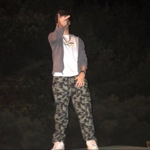 Meet your Posher, Joseph